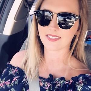 Meet your Posher, Kari